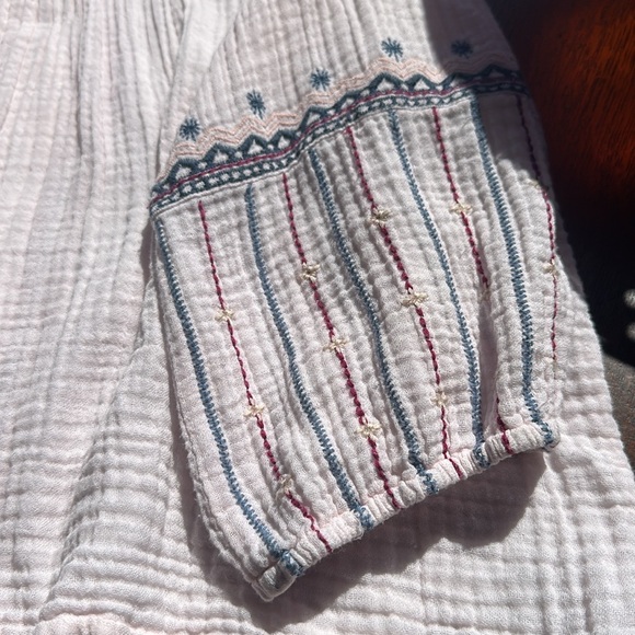 XL Johnny Was Workshop blouse. Lite pink waffle texture embroidered cotton top - Picture 14 of 16